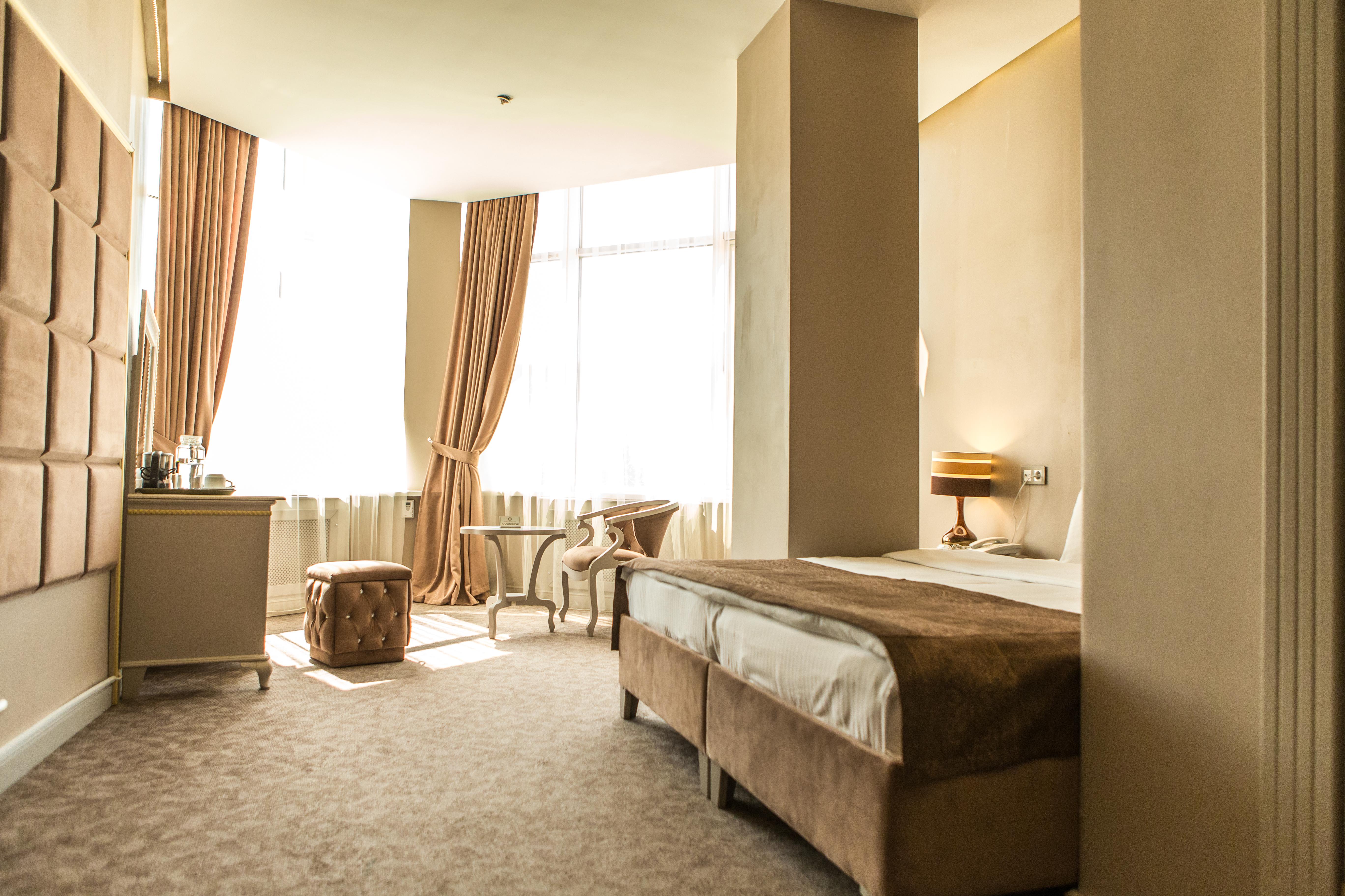 Grand Sapphire Hotel Almaty Eksteriør bilde