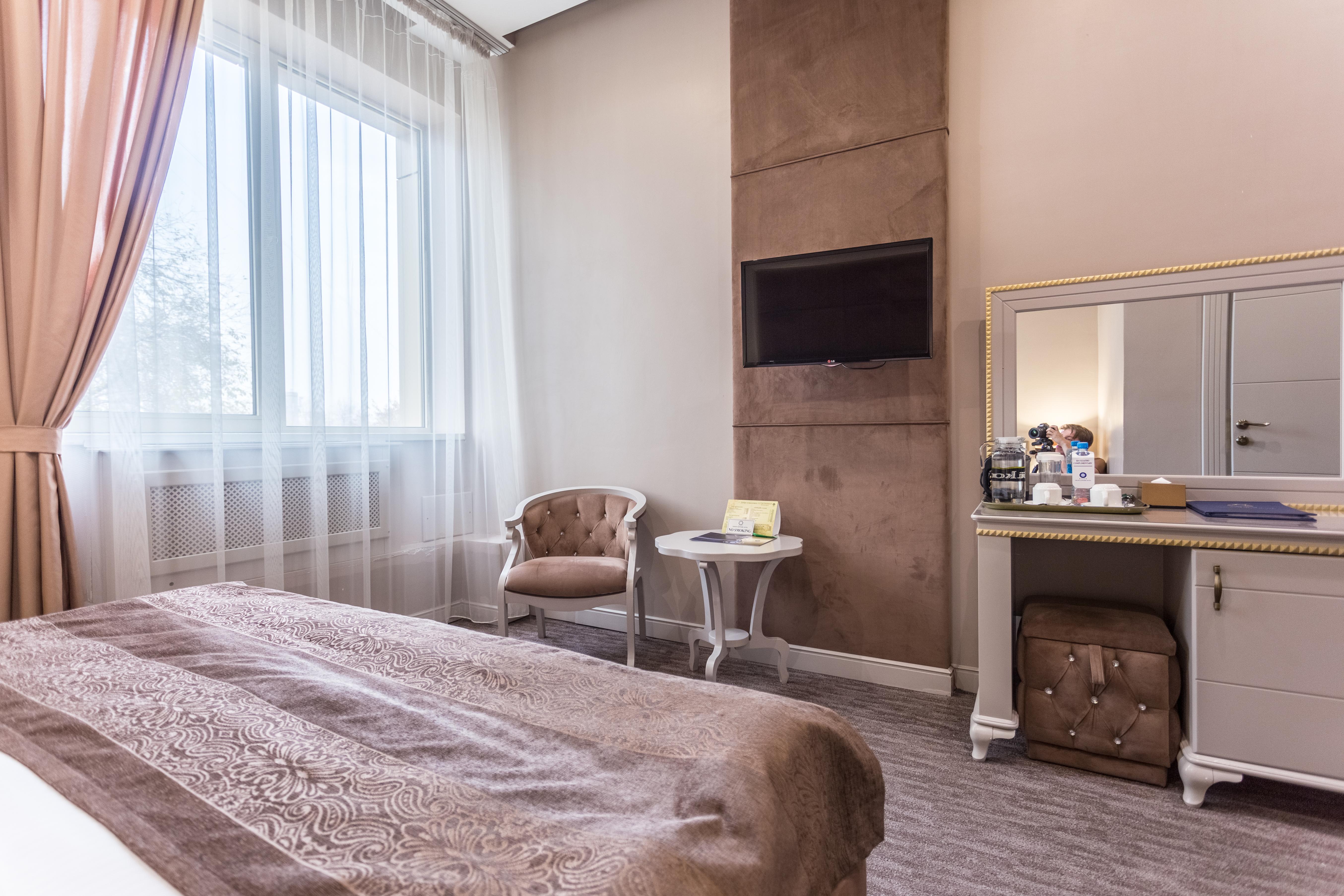 Grand Sapphire Hotel Almaty Eksteriør bilde