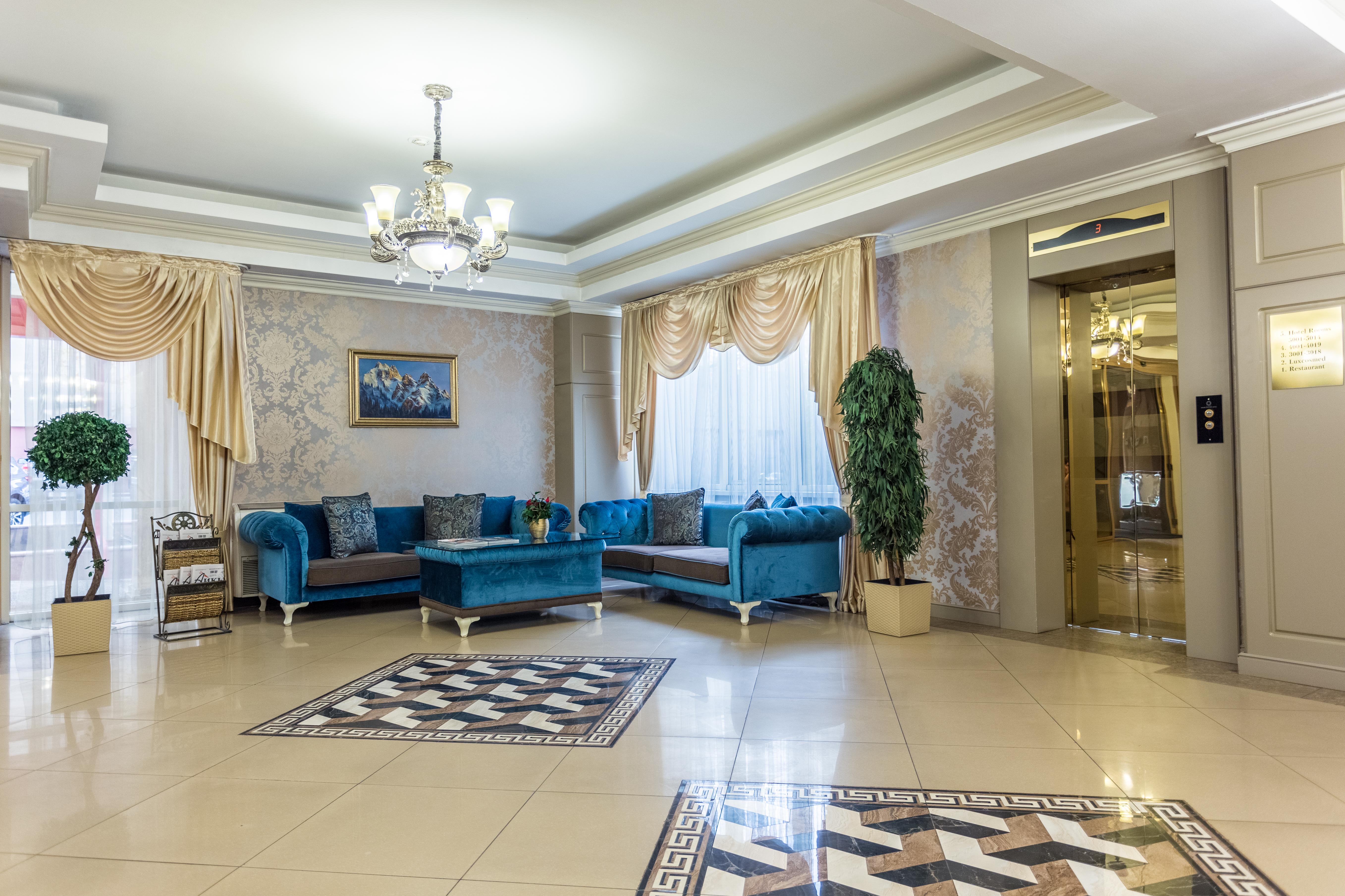 Grand Sapphire Hotel Almaty Eksteriør bilde