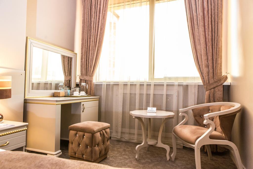Grand Sapphire Hotel Almaty Eksteriør bilde