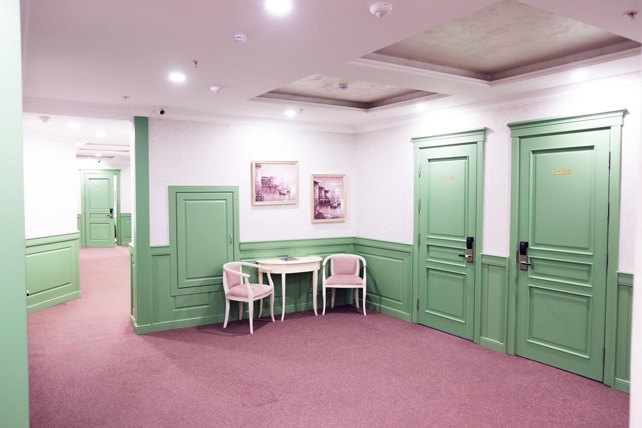 Grand Sapphire Hotel Almaty Eksteriør bilde