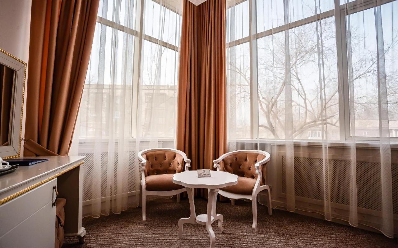 Grand Sapphire Hotel Almaty Eksteriør bilde